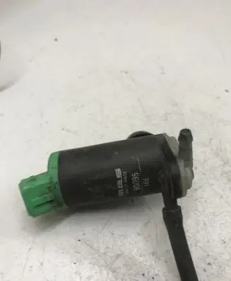 Peugeot 206 Windscreen/windshield washer pump 90095