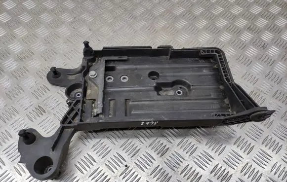 Skoda Octavia Mk3 (5E) Battery tray 5Q0915331J