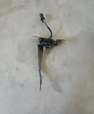 Buick Encore I Engine bonnet/hood lock/catch