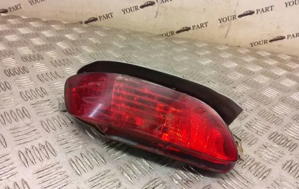 Lexus RX 330 - 350 - 400H Rear fog light 