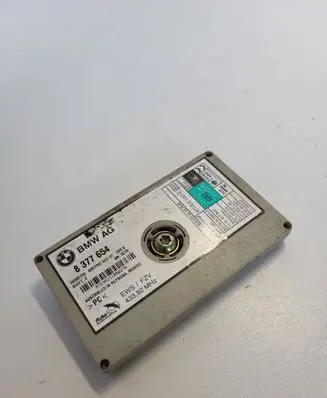 BMW X5 E53 Aerial antenna amplifier 8377654