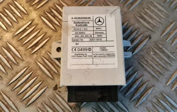 Mercedes-Benz S W220 Tire pressure sensor 