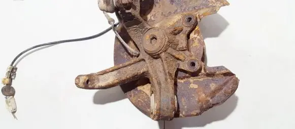 Rear wheel hub