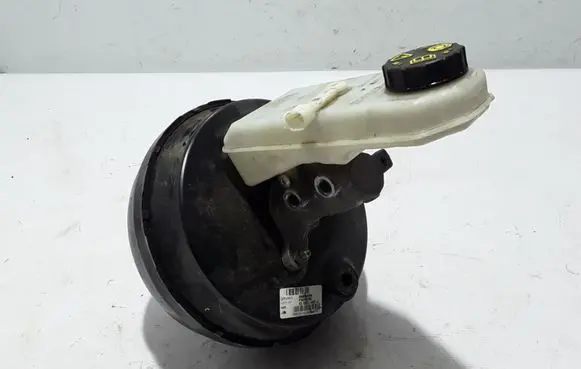 Volvo XC40 Brake booster 32256765
