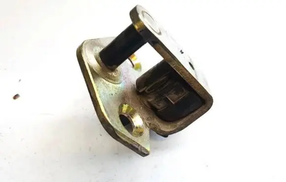 Ford Mondeo Mk III Front door lock loop/hook striker 2M51F21982AA 2M51-F21982-AA