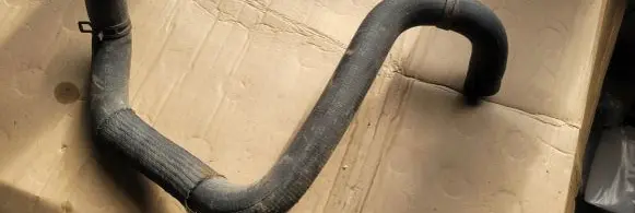 Jeep Wrangler Engine coolant pipe/hose 55111395AB