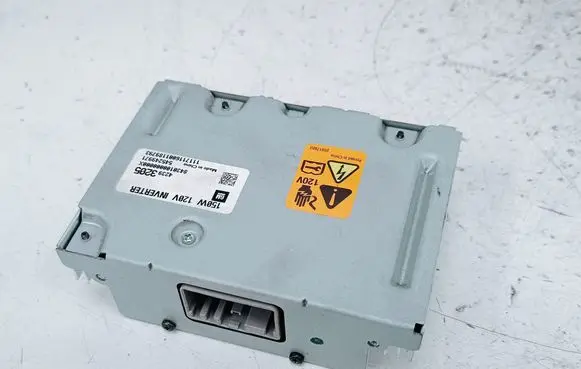 Buick Encore I Voltage converter inverter 42393205