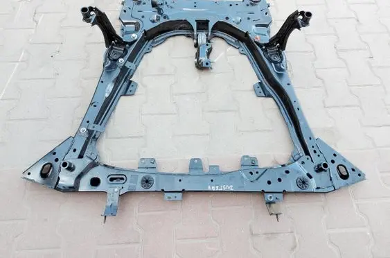 Dacia Duster III Front axle beam 544013002R
