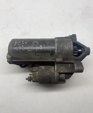 Peugeot 406 Starter motor D7R27
