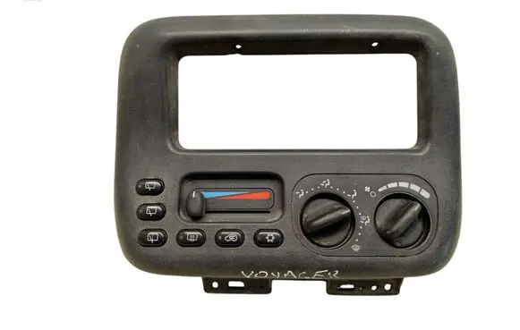 Chrysler Voyager Climate control unit P04677935AB 2309 935AB
