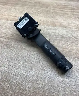 Opel Insignia A Indicator stalk 13500692 90160310216