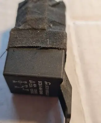 Volkswagen Transporter - Caravelle T4 Other relay SCB1M1240