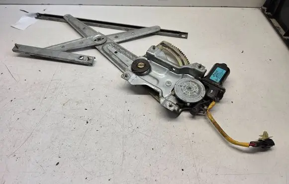 KIA Sorento Front door window regulator with motor XH601PA