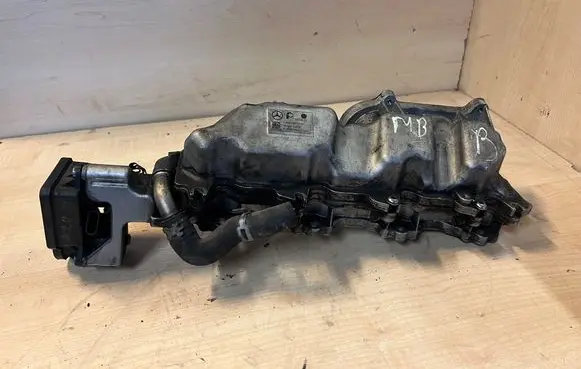 Mercedes-Benz B W245 Intake manifold A6400901137 A6401500394
