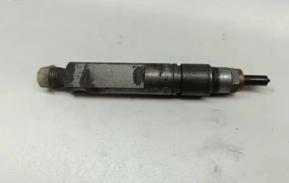 Renault Megane I Fuel injector 8200047509 0432193564