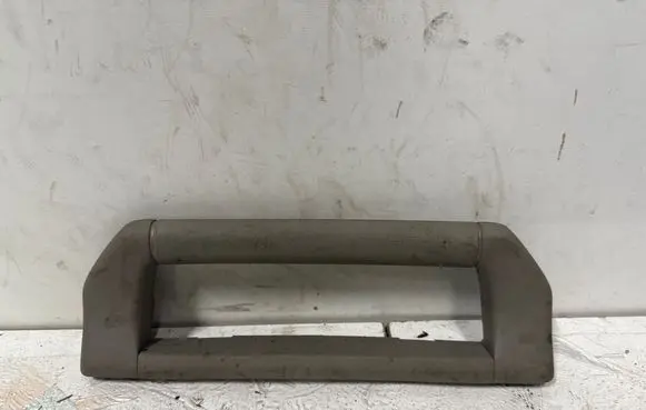 BMW 5 E34 Rear interior roof grab handle 8102403