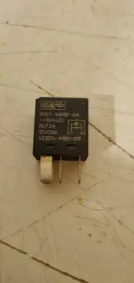 Toyota Avensis T220 Other relay PA66GF25