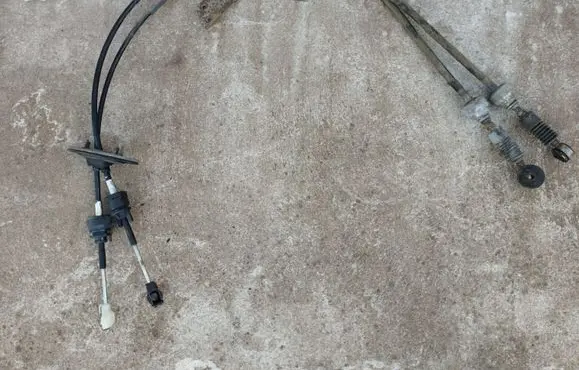 Honda CR-V Gear shift cable linkage