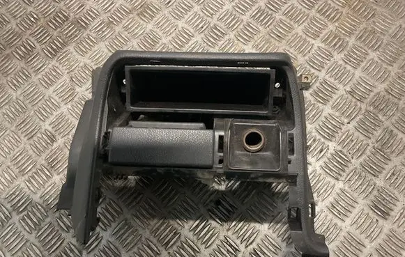 Opel Frontera A Center console 