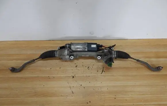 Mercedes-Benz E W212 Steering rack 2124609200 758135FFFF 13041202368000002