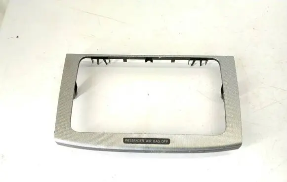 Volkswagen PASSAT B6 Radio/GPS head unit trim 3C0858069M