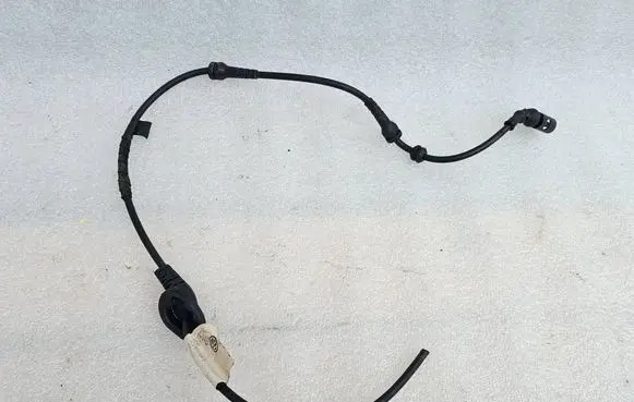 Volkswagen PASSAT B6 Rear ABS sensor wiring 3C0927904D