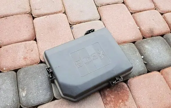 Opel Astra K Relay mounting block 5O5P5L5E5X00001311