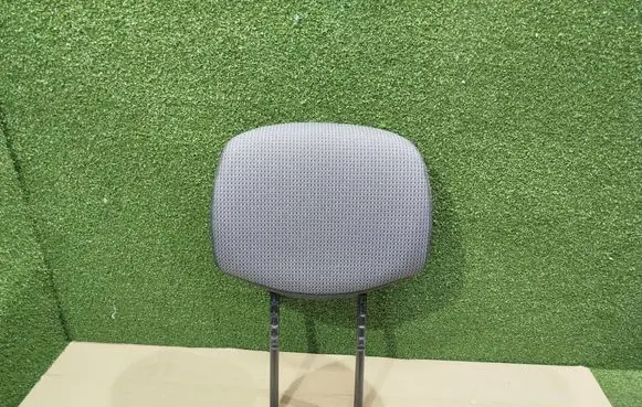 Renault Master III Front seat headrest 