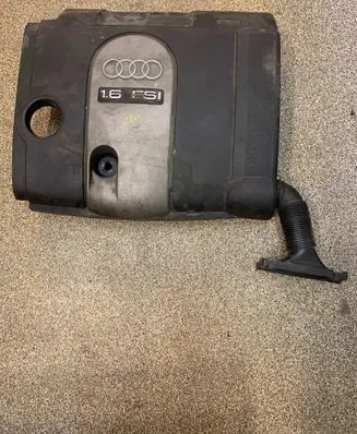 Audi A3 S3 A3 Sportback 8P Engine cover (trim)
