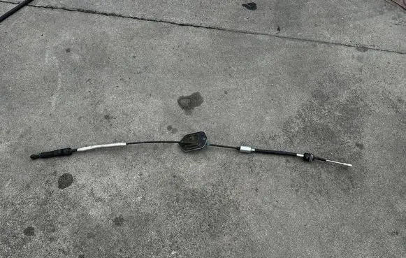KIA Ceed Gear shift cable linkage 46790J7100