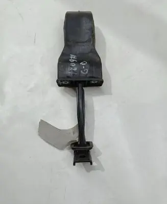 Volkswagen Tiguan Rear door check strap stopper 5N0839267
