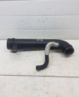 Intercooler hose/pipe