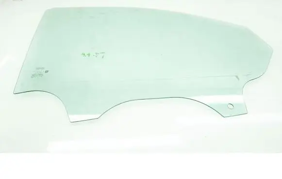 Volkswagen Transporter - Caravelle T7 Front door window glass four-door VWT7