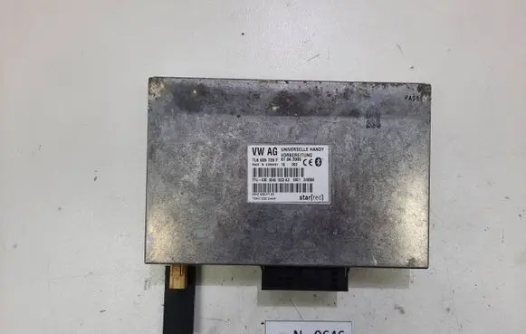 Volkswagen Touareg I Bluetooth control unit module 7L6035729F