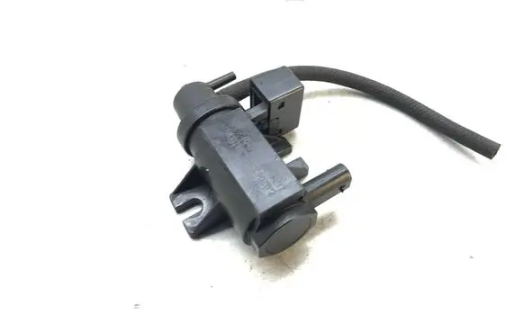BMW 5 E60 E61 Turbo solenoid valve 7805391 70206301