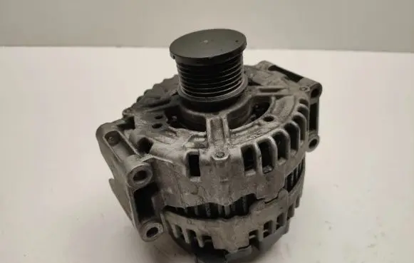 Mercedes-Benz CLS C219 Generator/alternator A0131546402