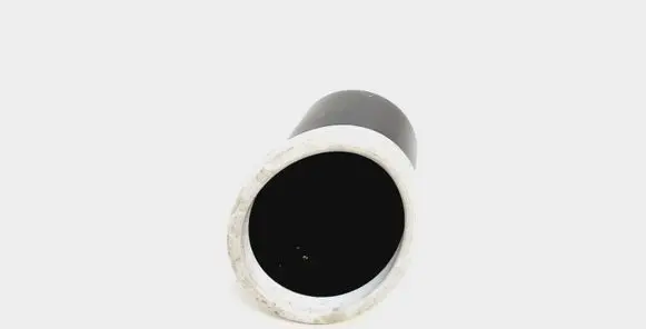 Cup holder front