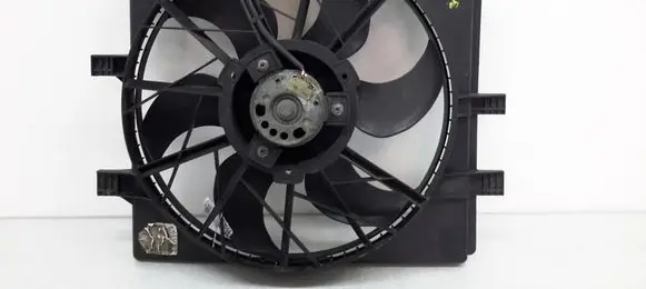 Mercedes-Benz A W168 Radiator cooling fan shroud A1685000093