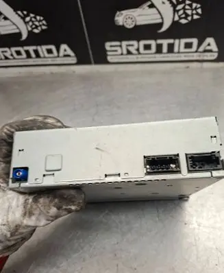 Mercedes-Benz S W220 CD/DVD changer 2200703588