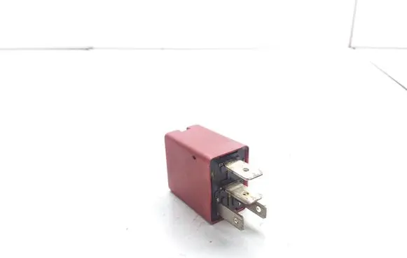 Lancia Lybra Hazard warning light relay 46520412 232005