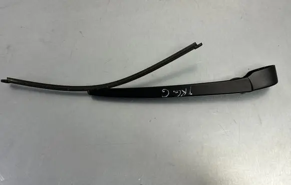Volkswagen Touareg III Rear wiper blade 760955707