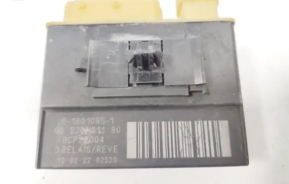Citroen C5 Glow plug pre-heat relay 9652021180