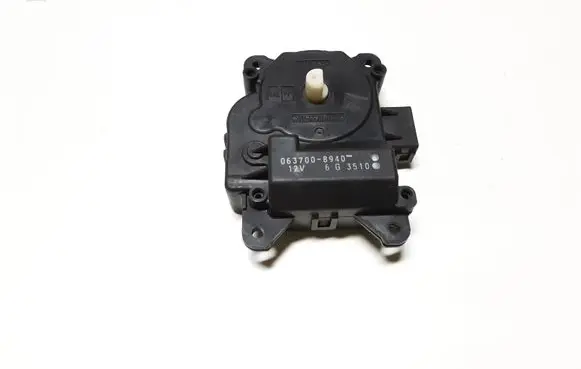 Honda CR-V Air flap motor/actuator 0637008940