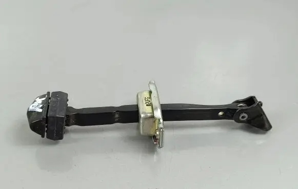Honda HR-V Front door check strap stopper