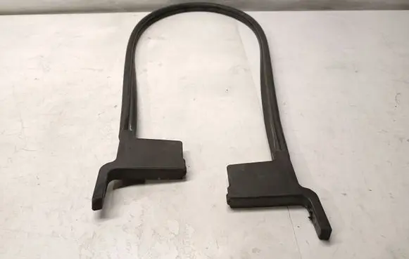 KIA Sportage Engine compartment rubber 864303W000