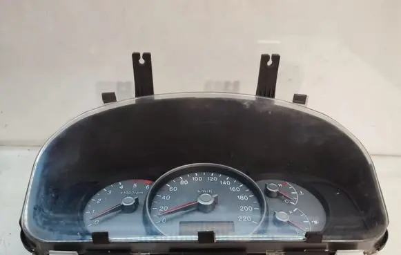 KIA Carens II Speedometer (instrument cluster) 940031D860
