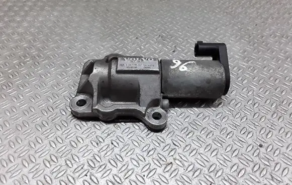 Volvo S60 Camshaft vanos timing valve 8670421