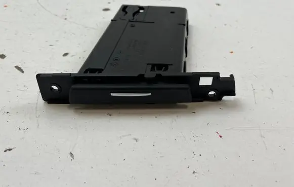 BMW 3 E92 E93 Cup holder 22167210