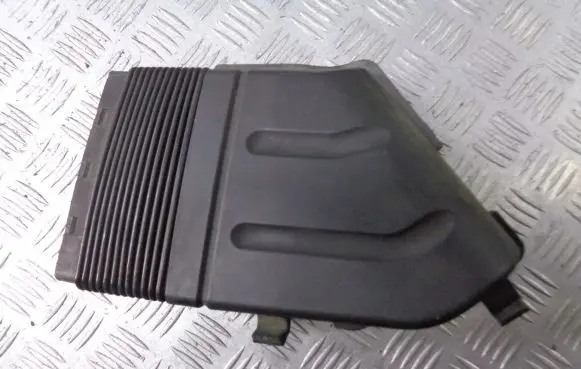 Audi A4 S4 B6 8E 8H Breather hose/pipe 