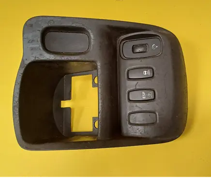 Renault Espace IV ESP (stability program) switch 8200110729